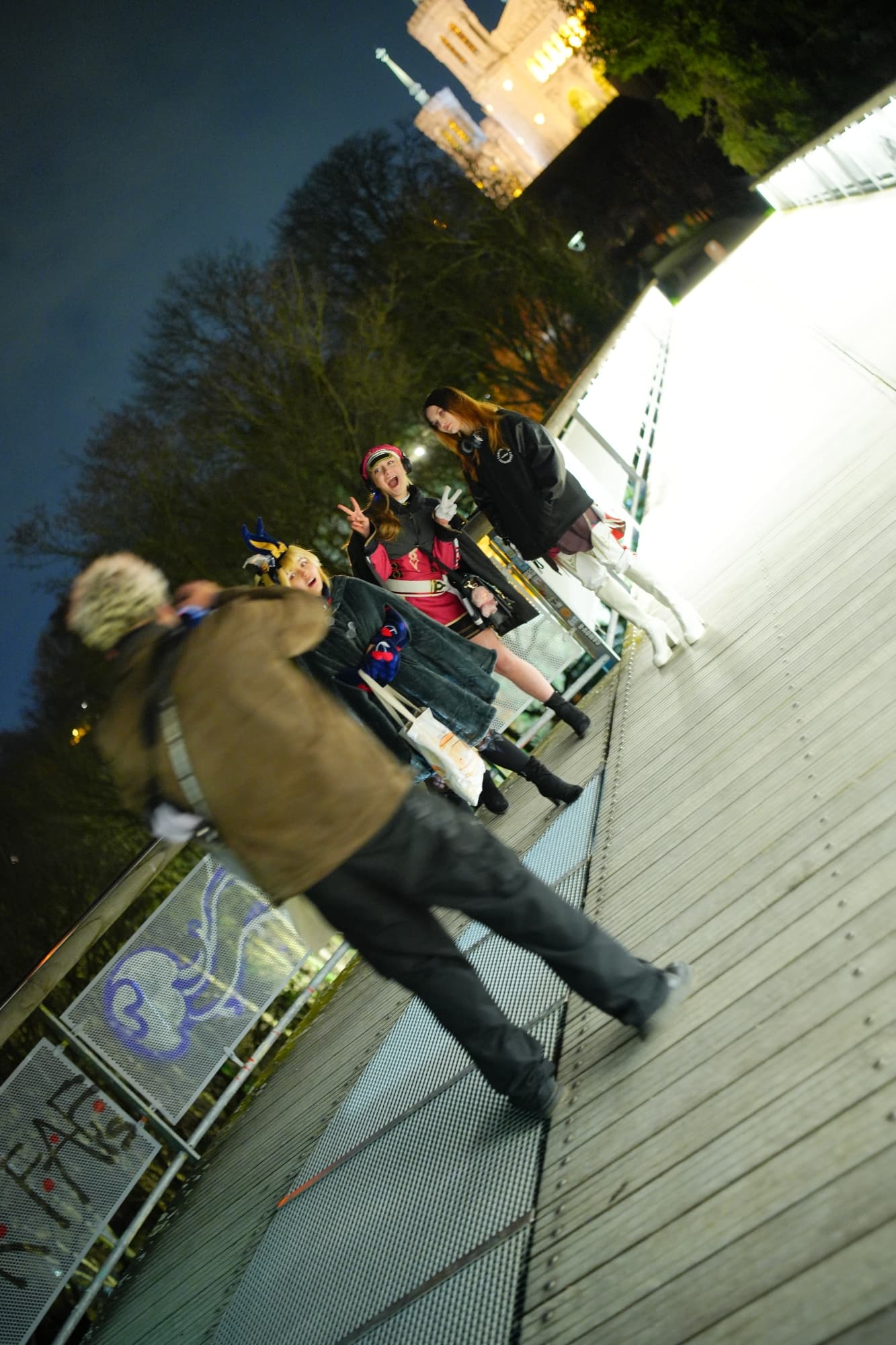 Backstage - Photo 62