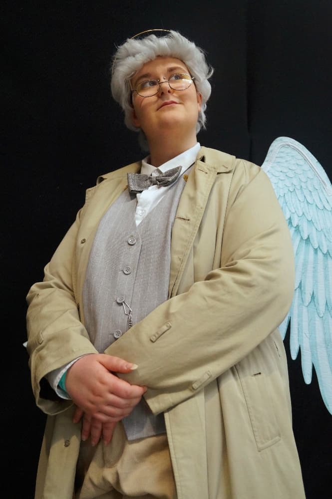 Aziraphale  - Photo 3