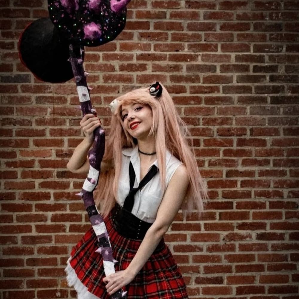Junko Enoshima 