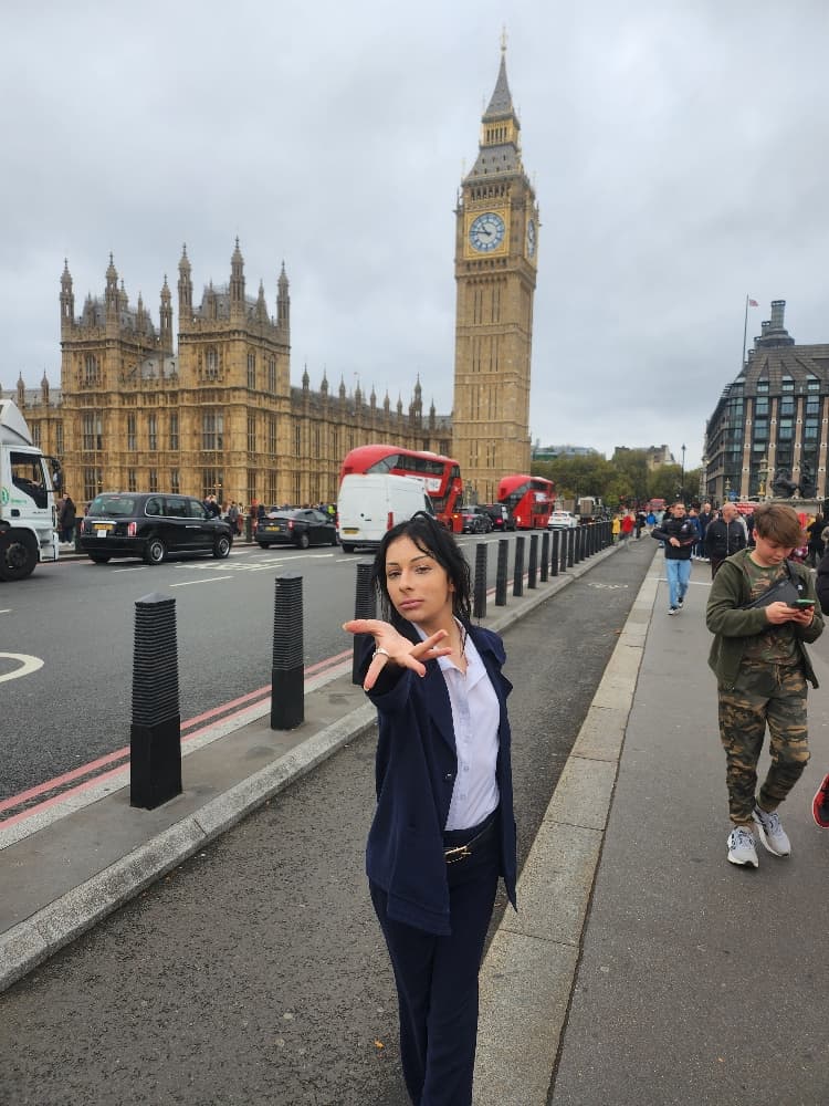 Sherlock in London  - Photo 4