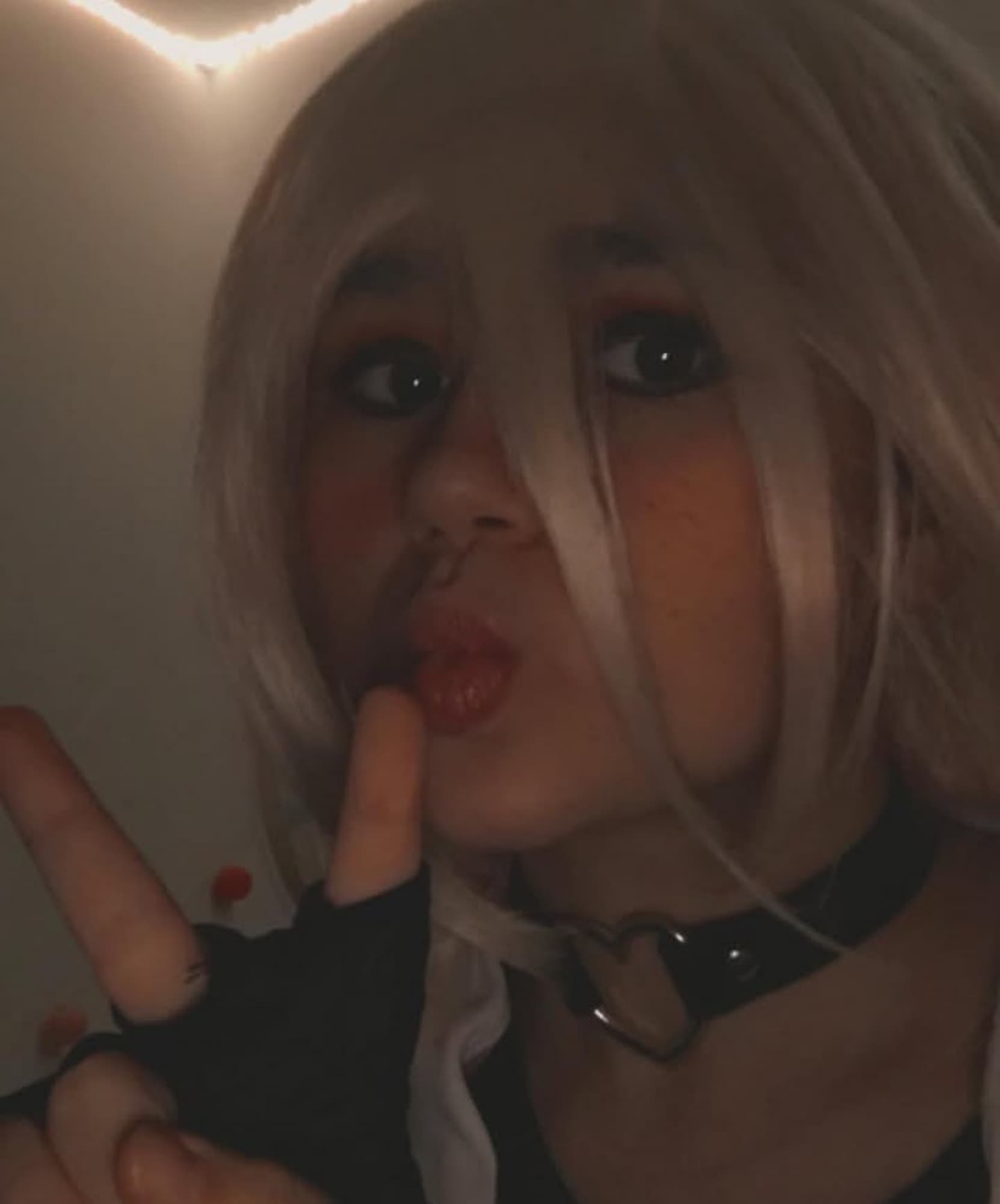 Iruma Miu  - Photo 1