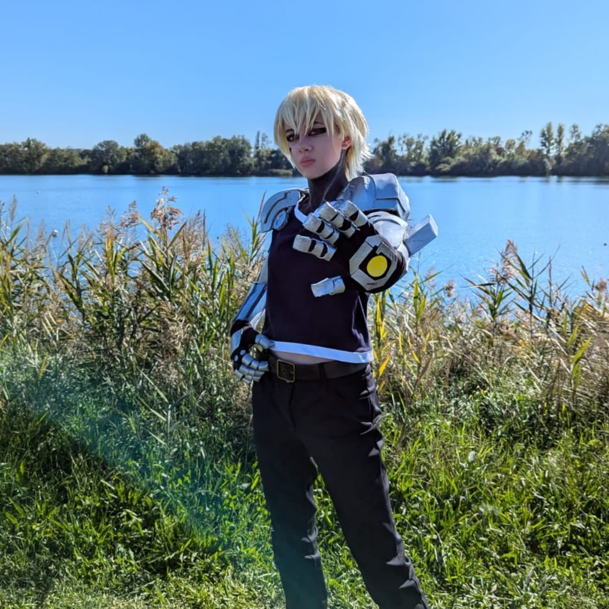Genos - One-Punch Man cosplay photoshoot cover