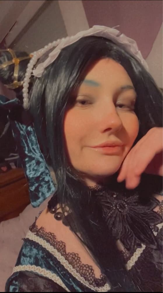 sieglinde sariva - Photo 2