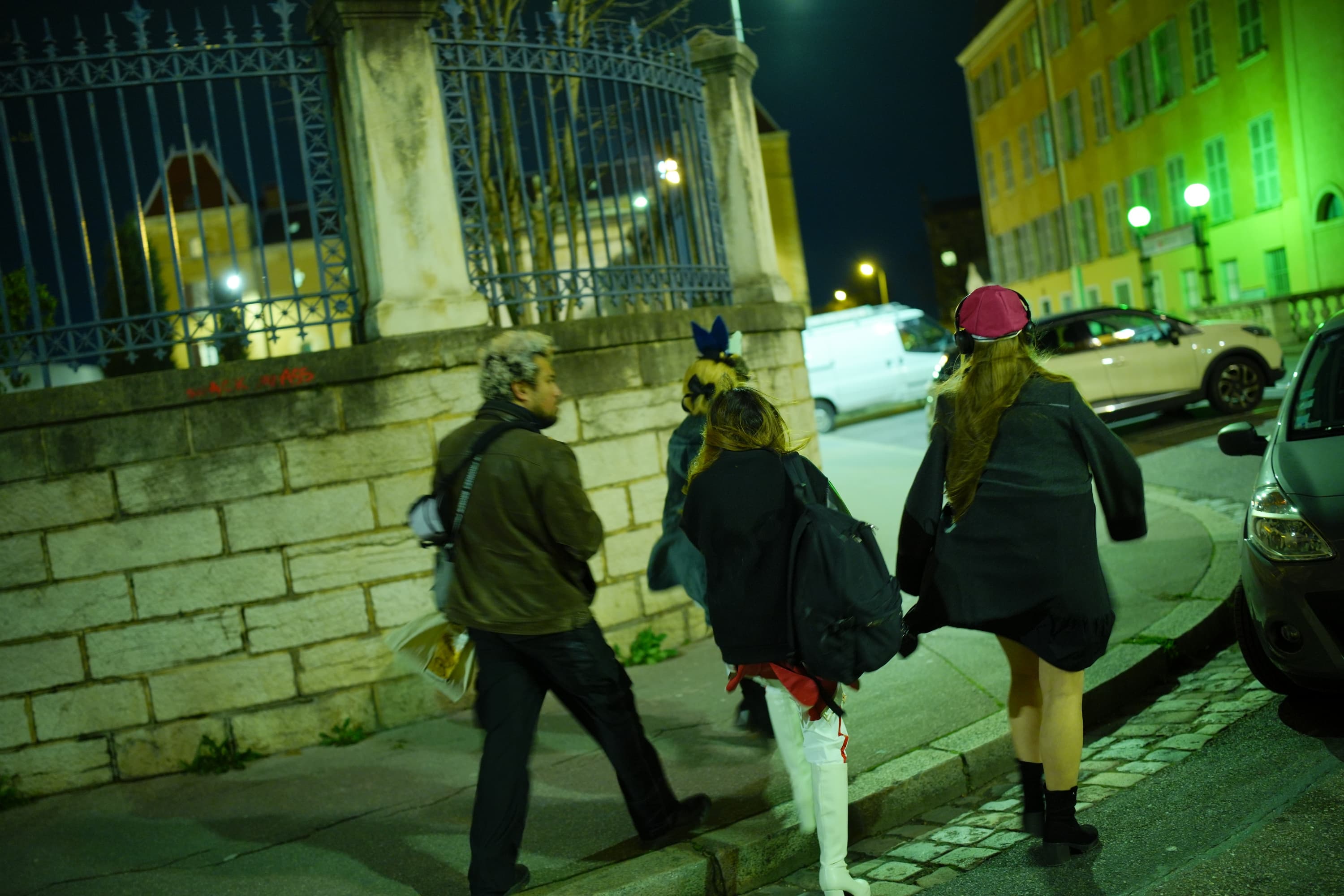 Backstage - Photo 109