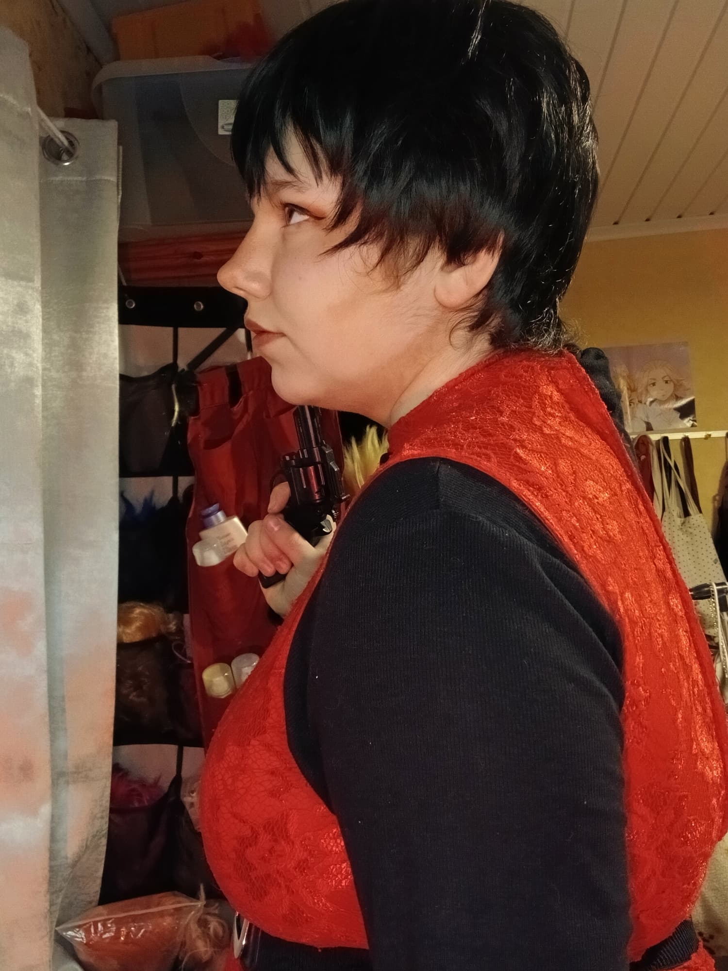 Ada wong at home - Photo 30