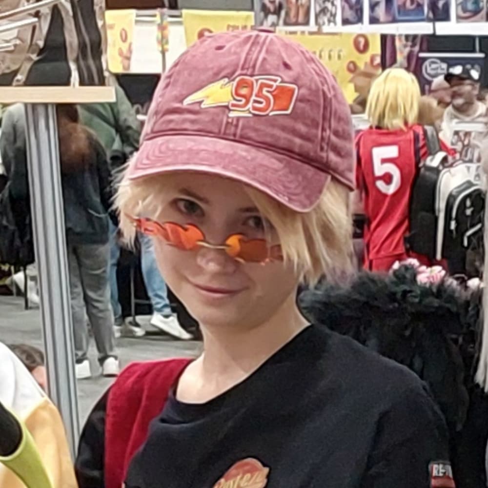 Flash McQueen(proto) - Cars cosplay photoshoot cover