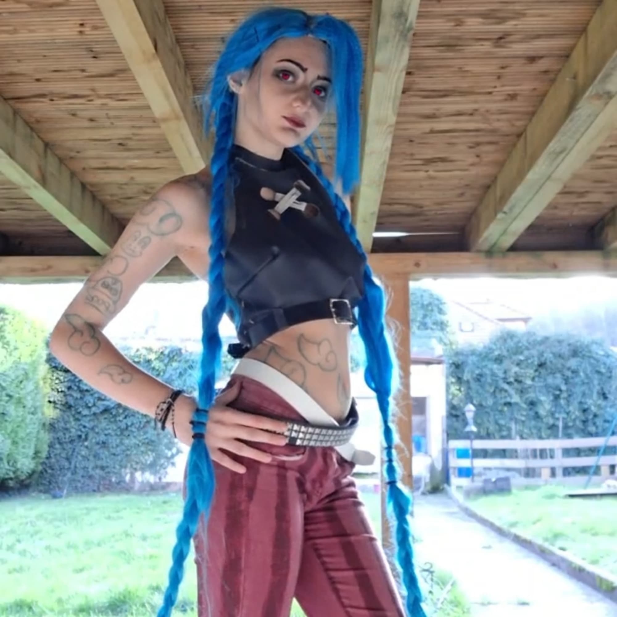 Jinx - Arcane cosplay photoshoot cover