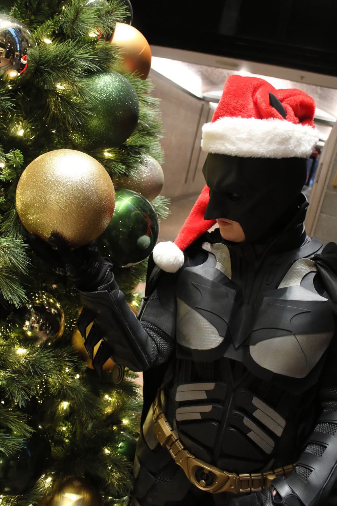 The Bat Santa - Photo 2