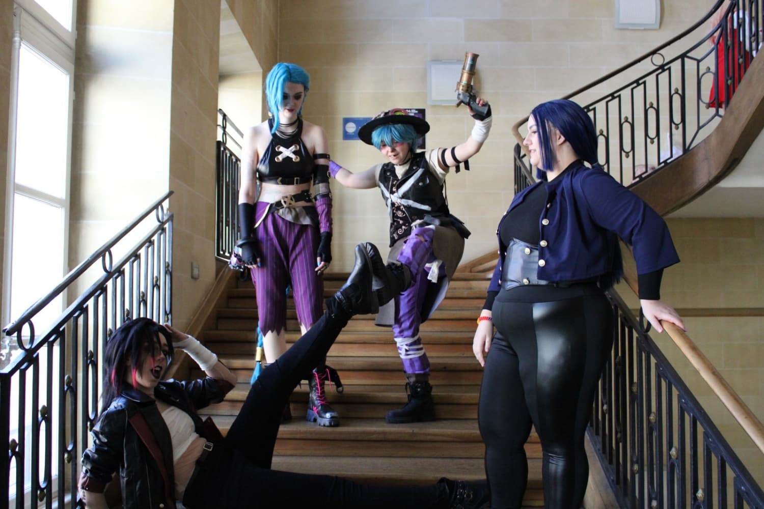 Isha and friends - Photo 9