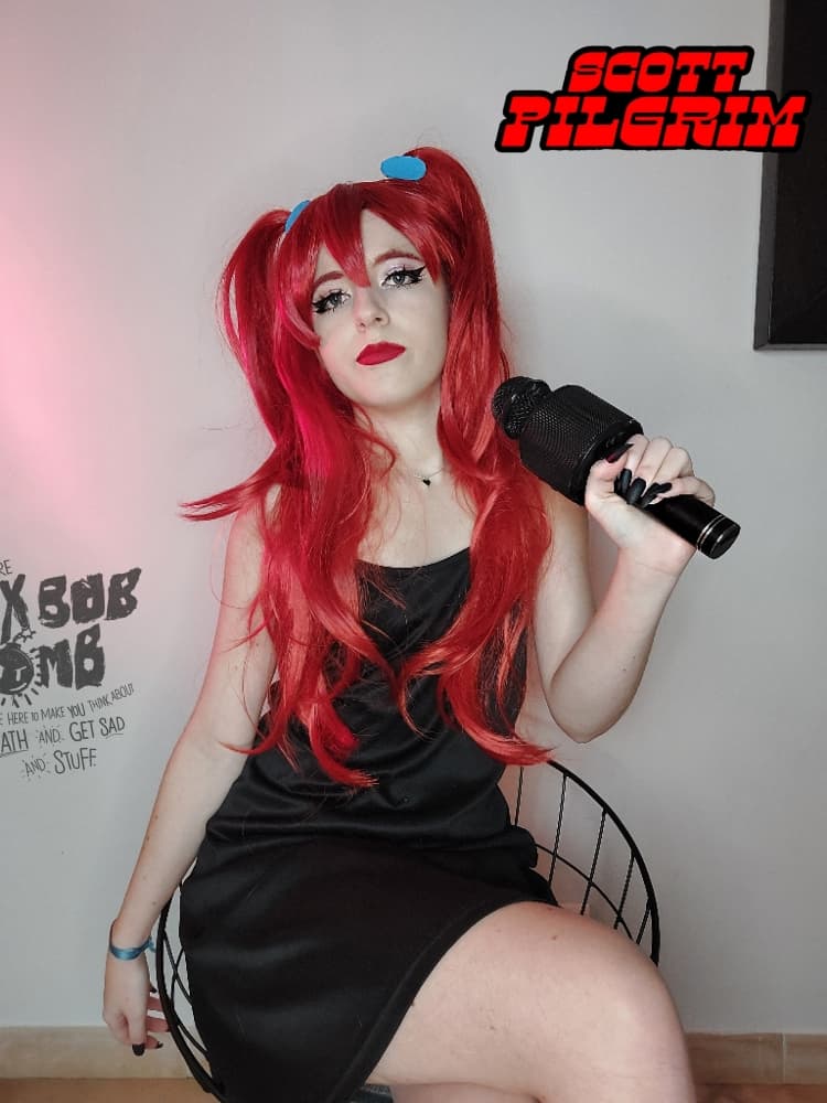 Envy Adams  - Photo 6