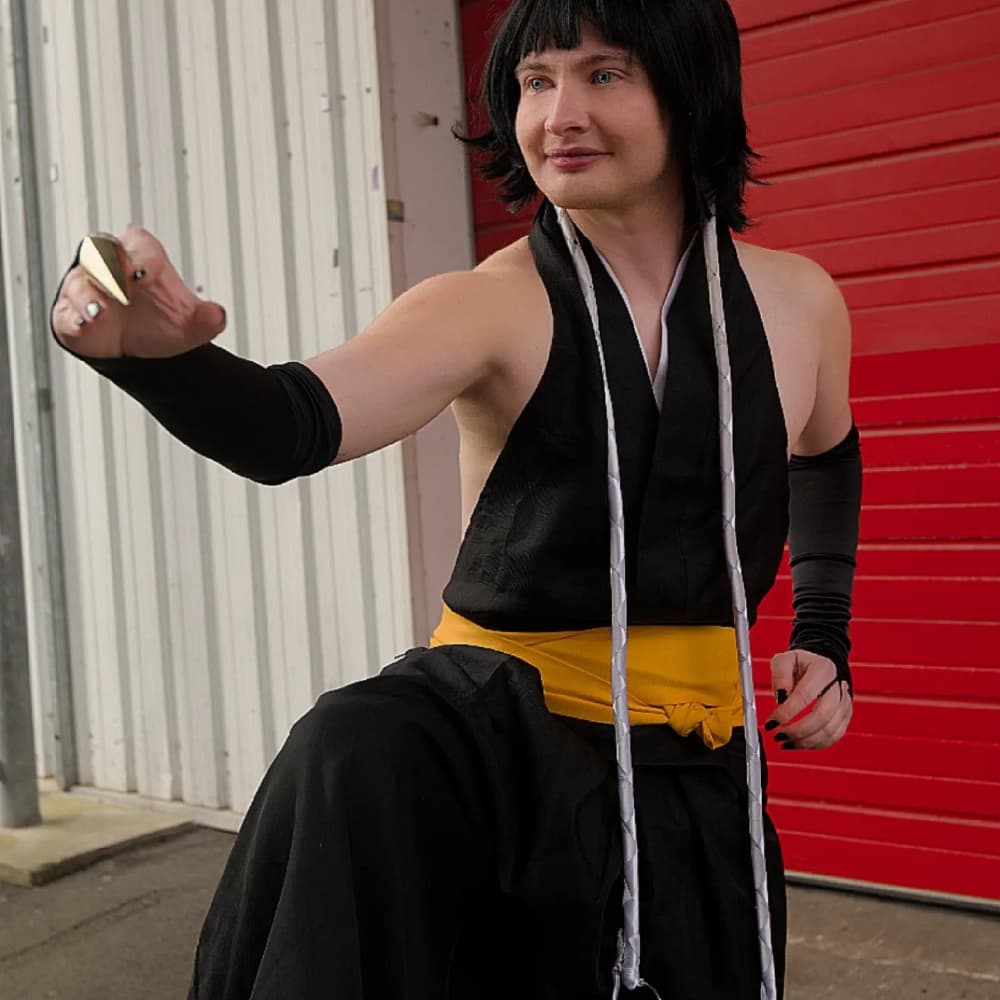 Soi Fon (GeekDays) - Bleach cosplay photoshoot cover