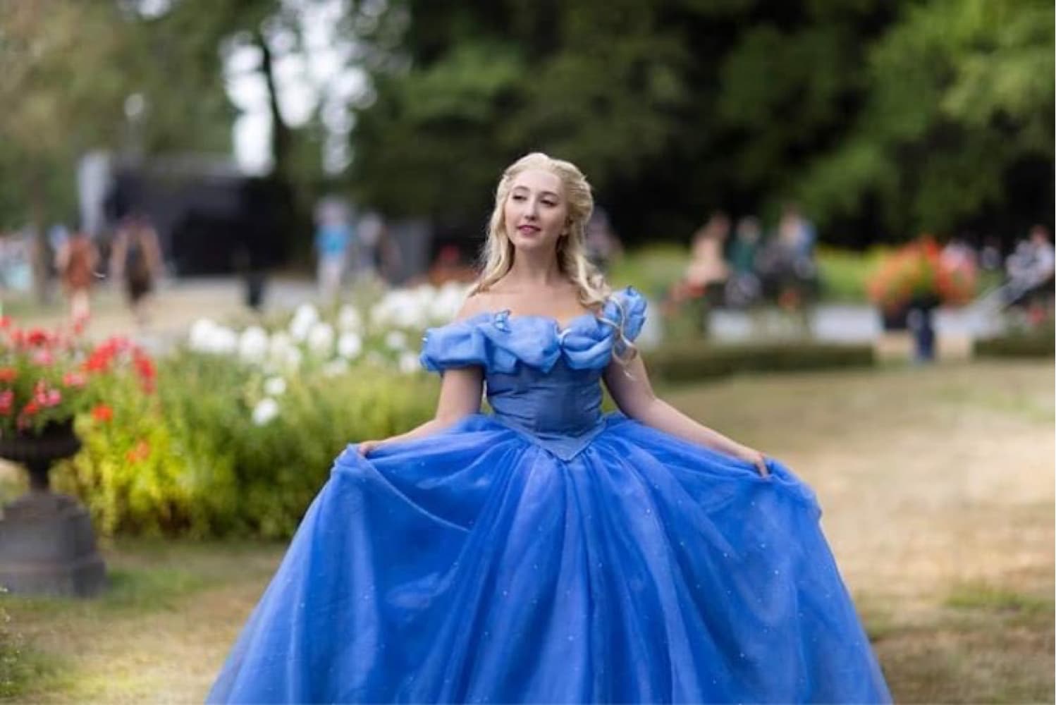 Cinderella  - Photo 7