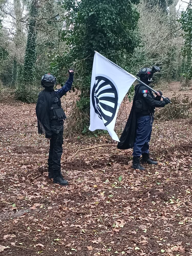 Duo Epsilon-11  - Photo 7