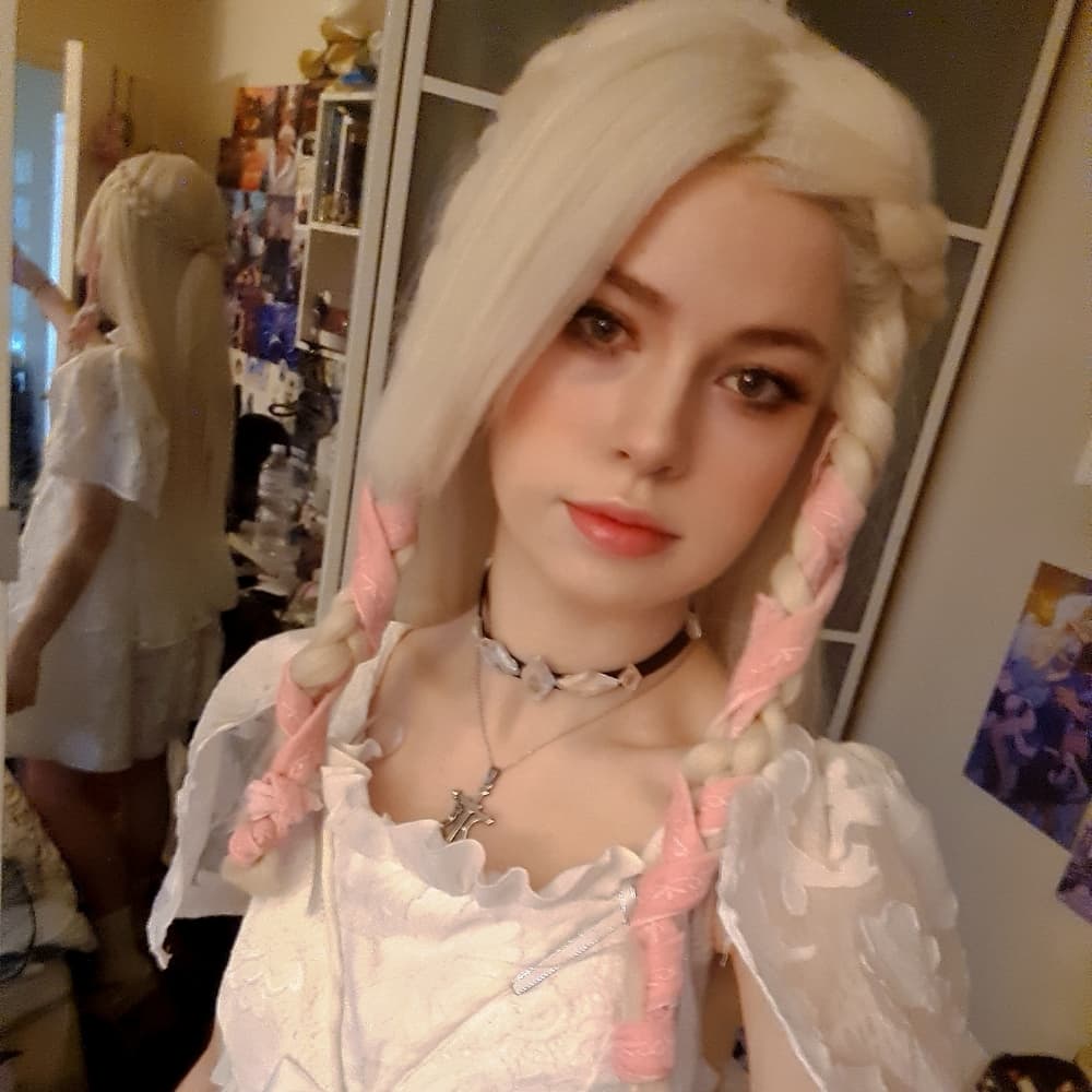 Minfilia - Final Fantasy cosplay photoshoot cover