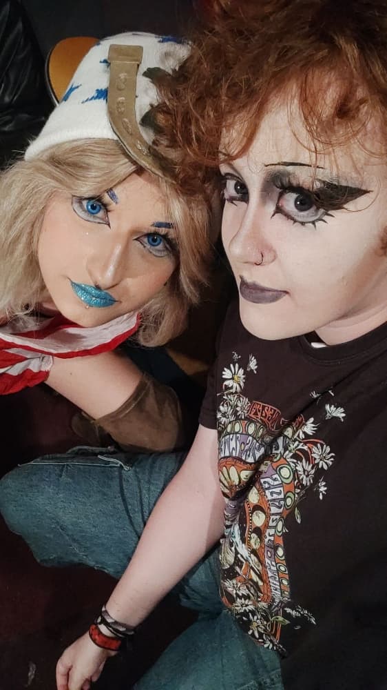 Johnny Girl Version - Photo 2