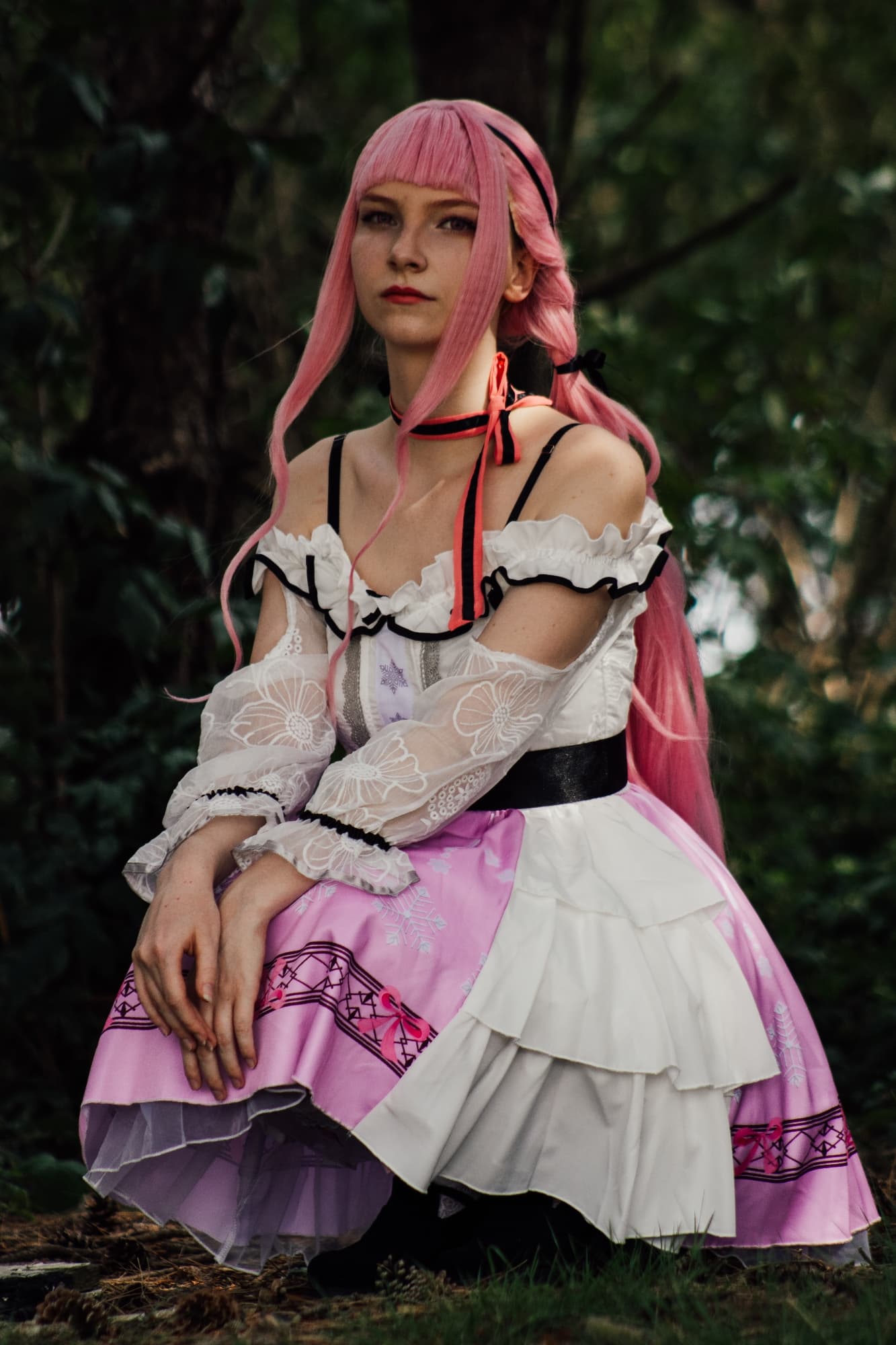 Nikki in nature - Photo 4