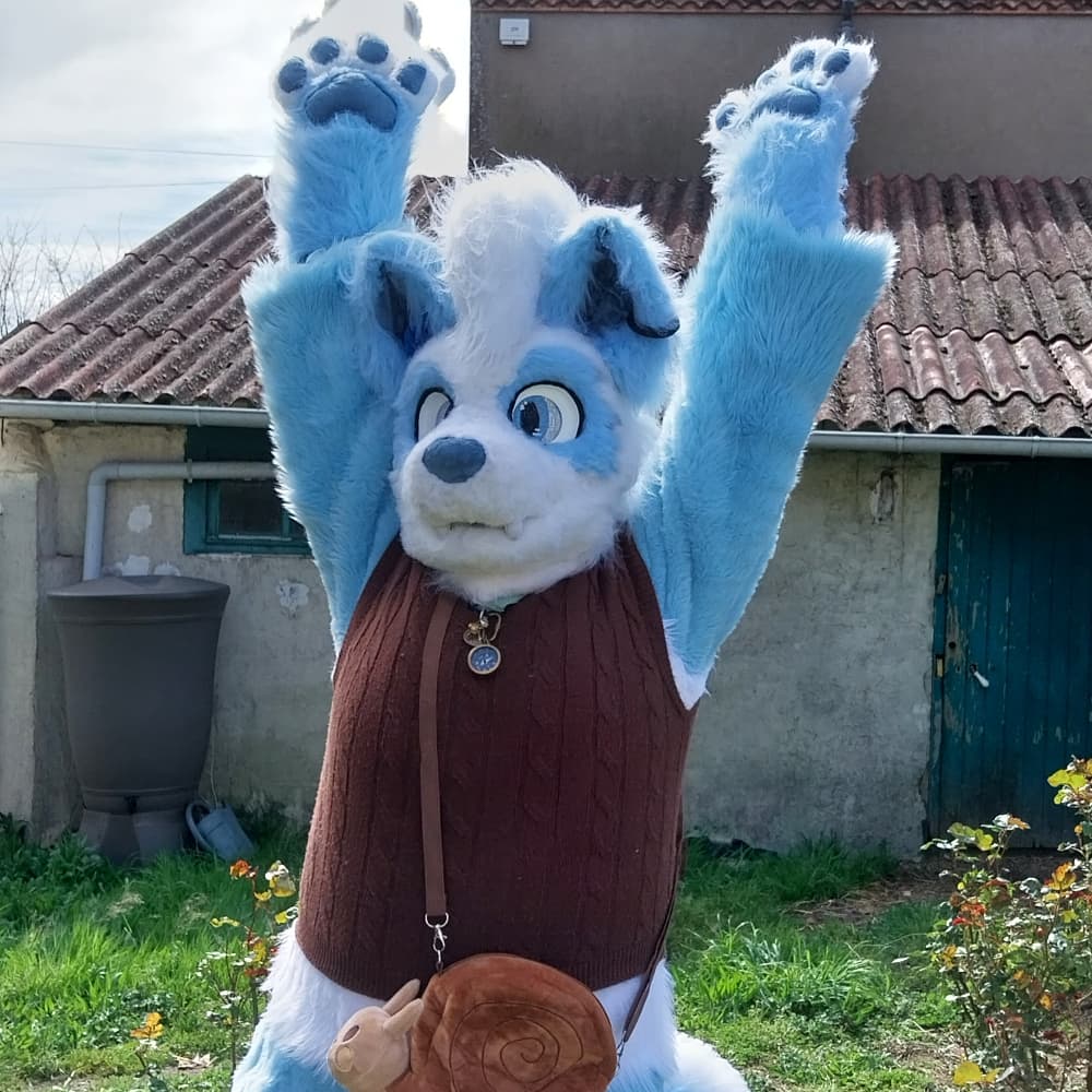 Titan(V2) - Photo 14