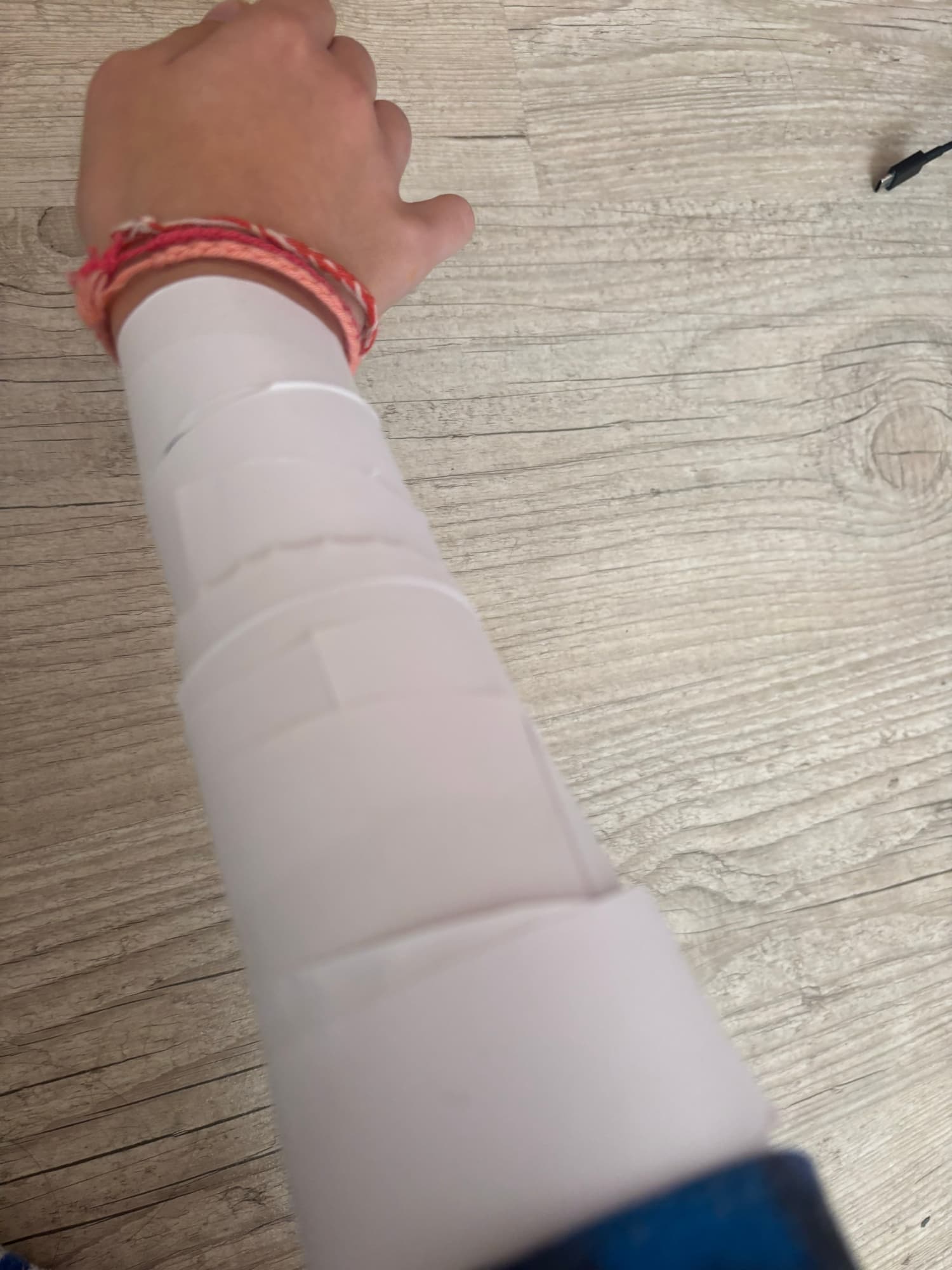 Bandage (Mao Mao)  - Photo 2