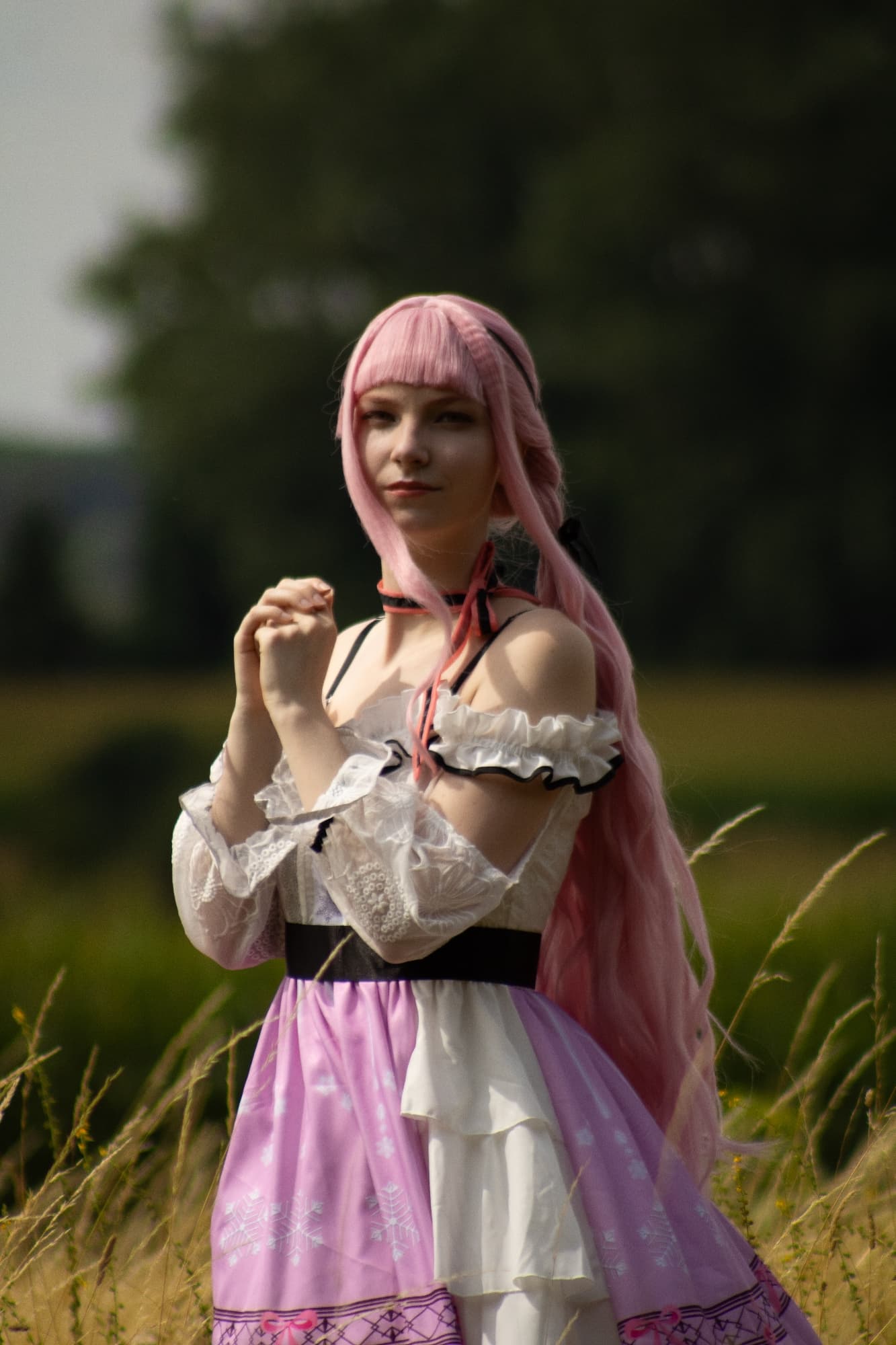 Nikki in nature - Photo 12