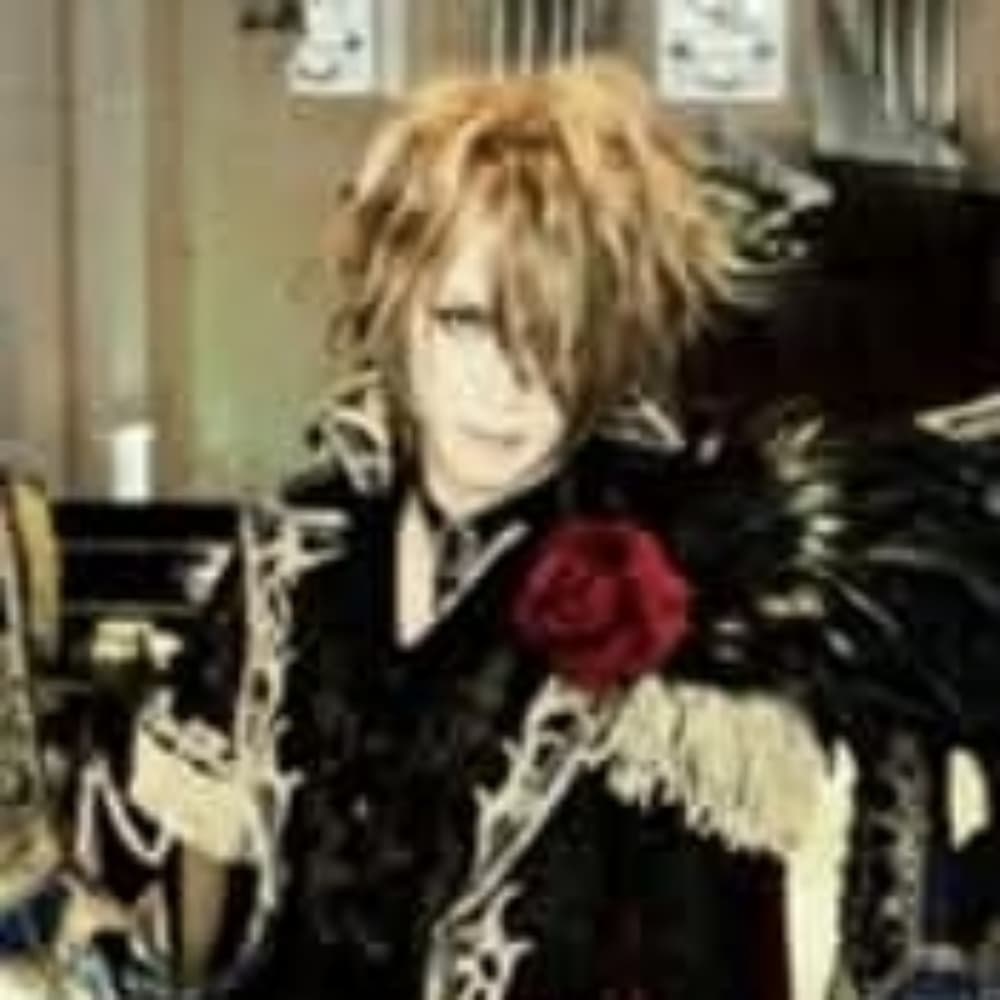Kamijo of serenade
