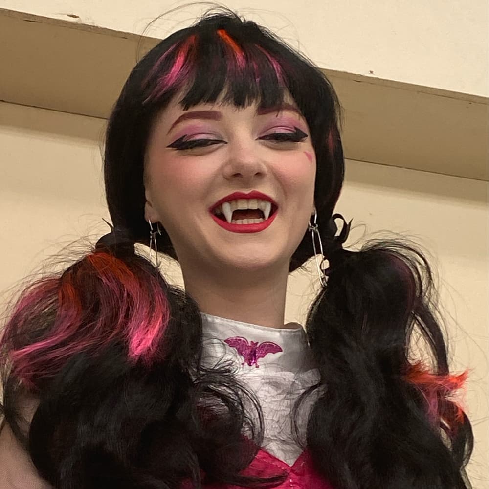 Draculaura  - Monster High cosplay photoshoot cover