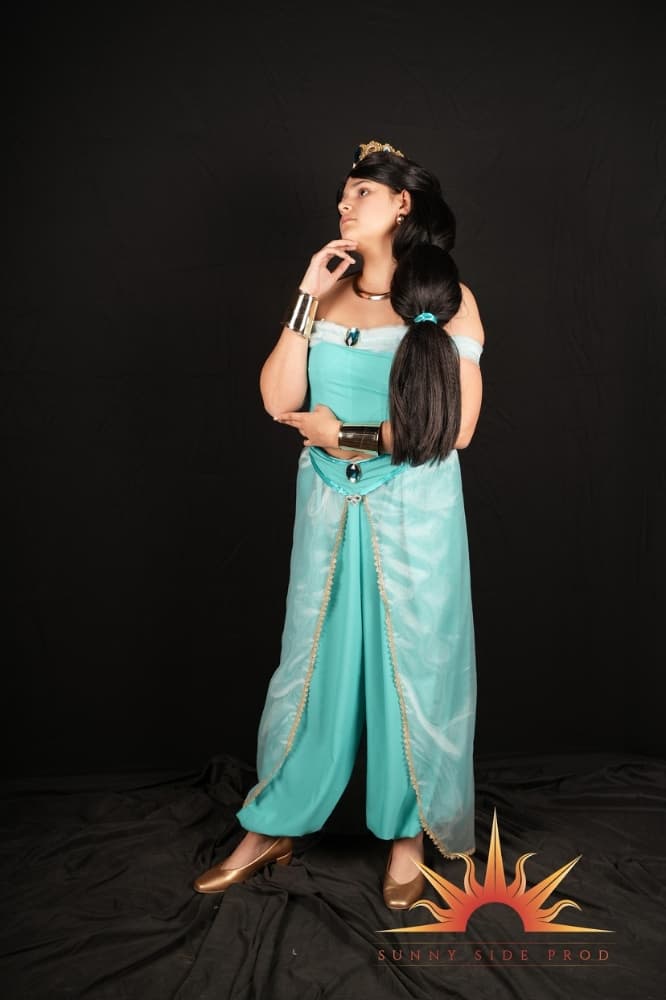 Jasmine - Photo 1