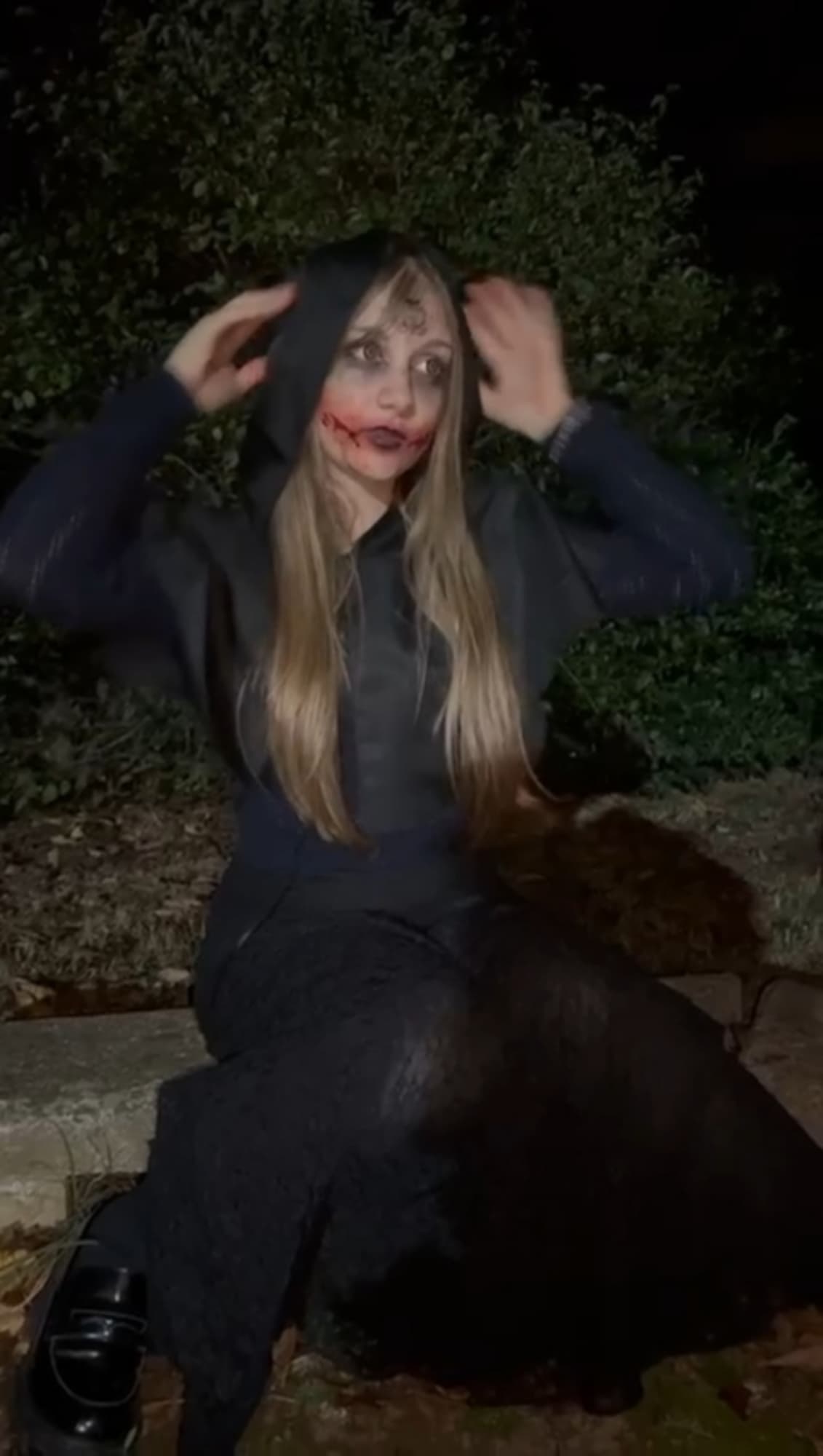 Bela Dimitrescu - Photo 3