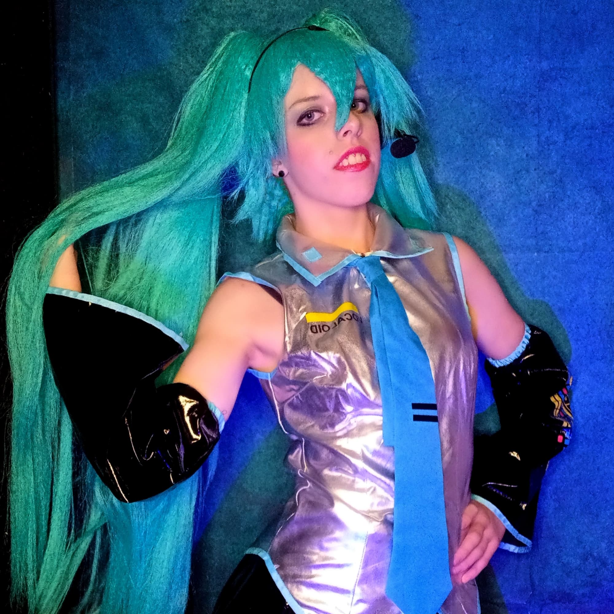 Miku Hatsune  - Vocaloid cosplay photoshoot cover