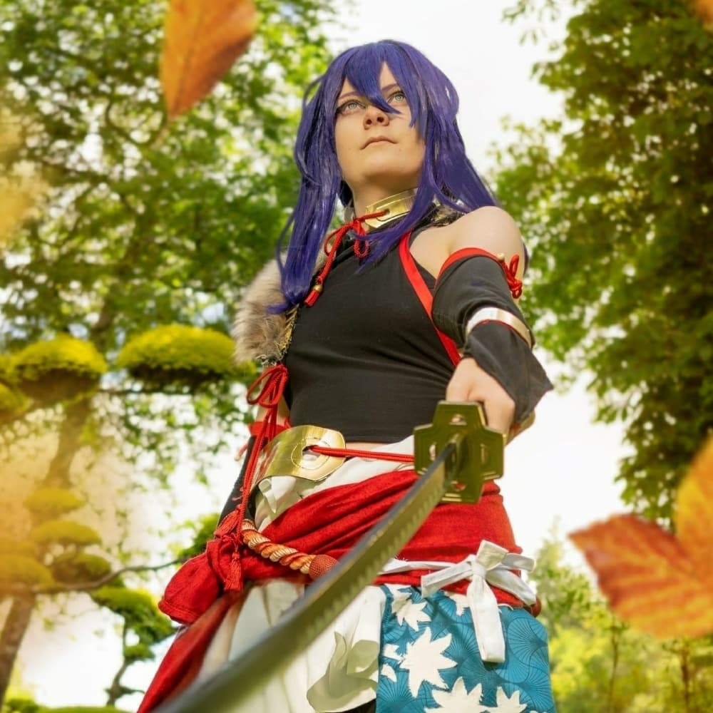 Kamiplay cosplay photoshoot cover