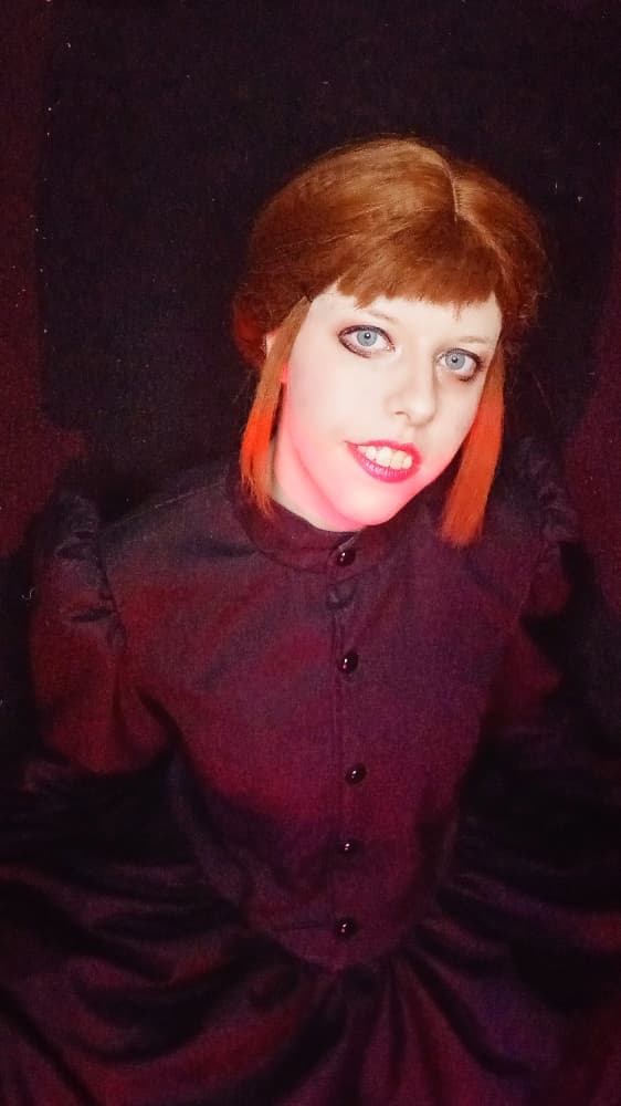 Elinor Jones  - Photo 2