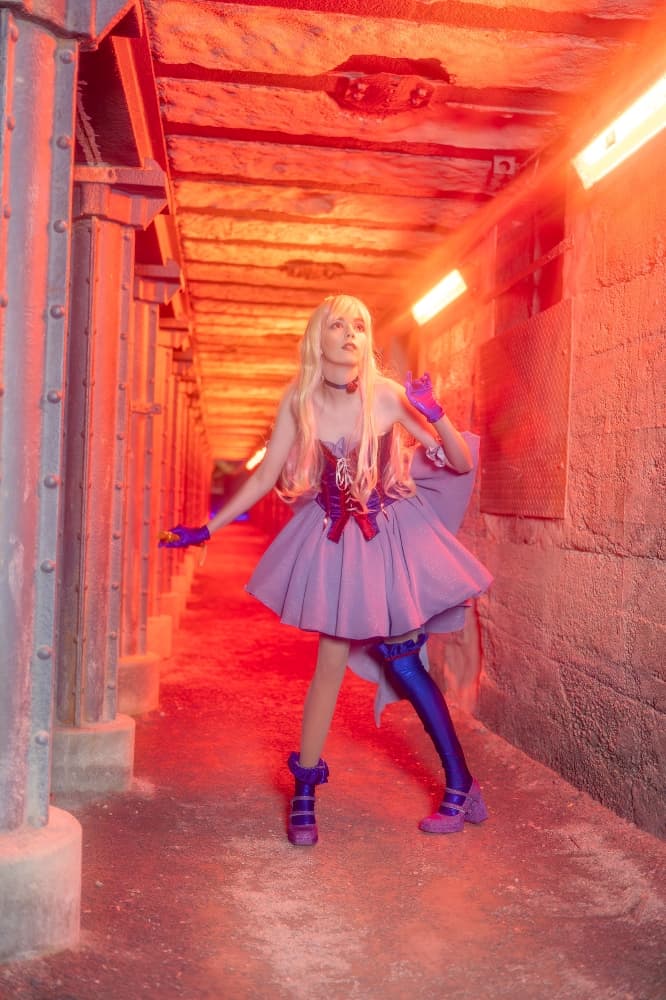 Sheryl Nome -Lion- - Photo 3