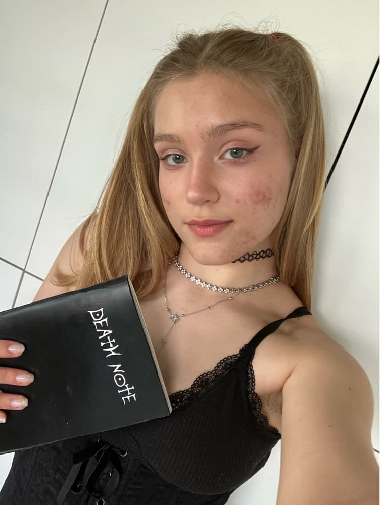 Misaaaa 🪦👻 - Photo 1