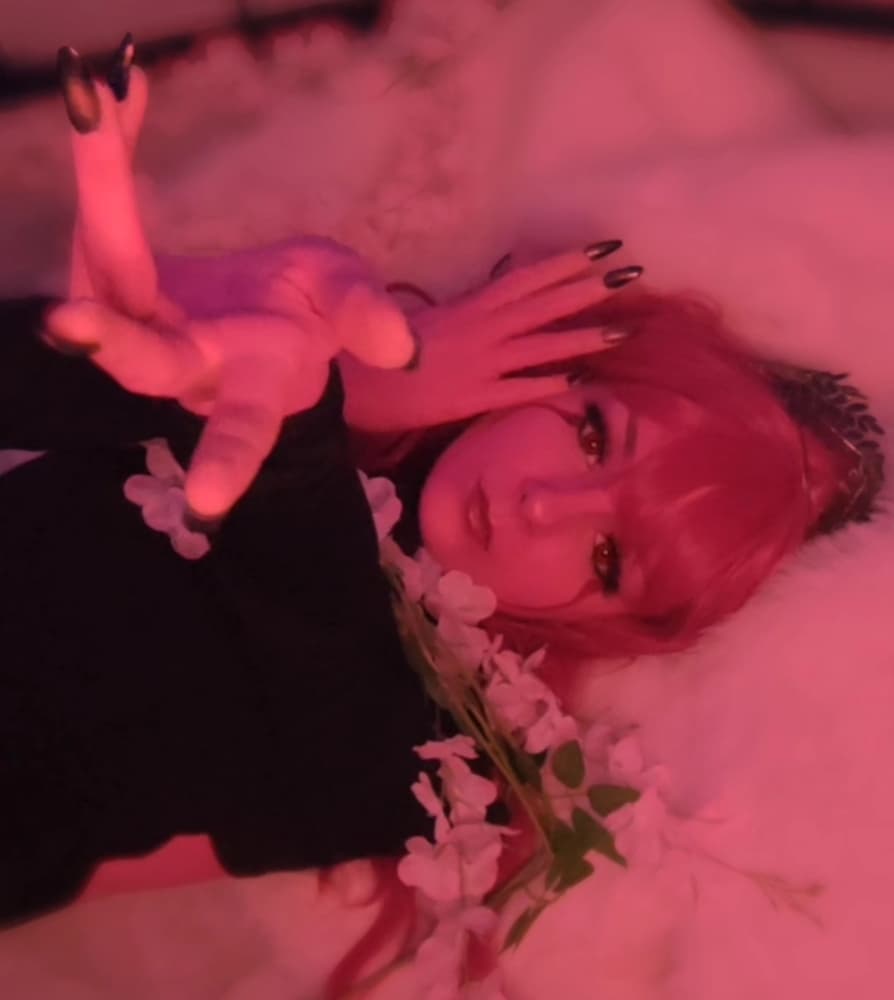 Persephone - Photo 4