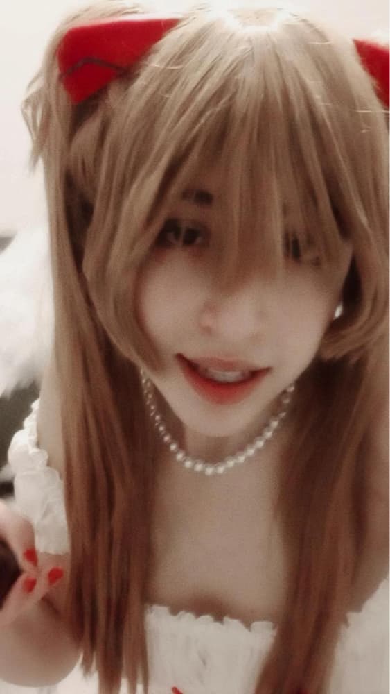 Asuka Figure (Closet) - Photo 9