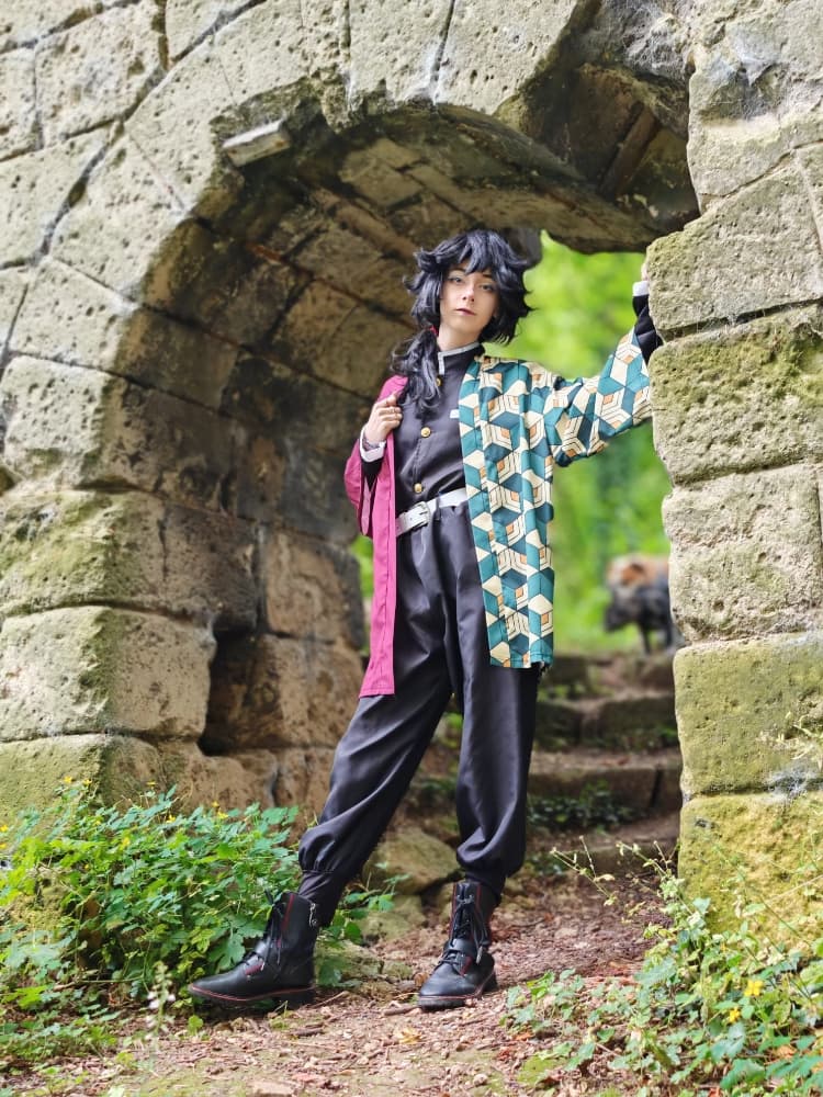 Tomioka Giyuu  - Photo 1