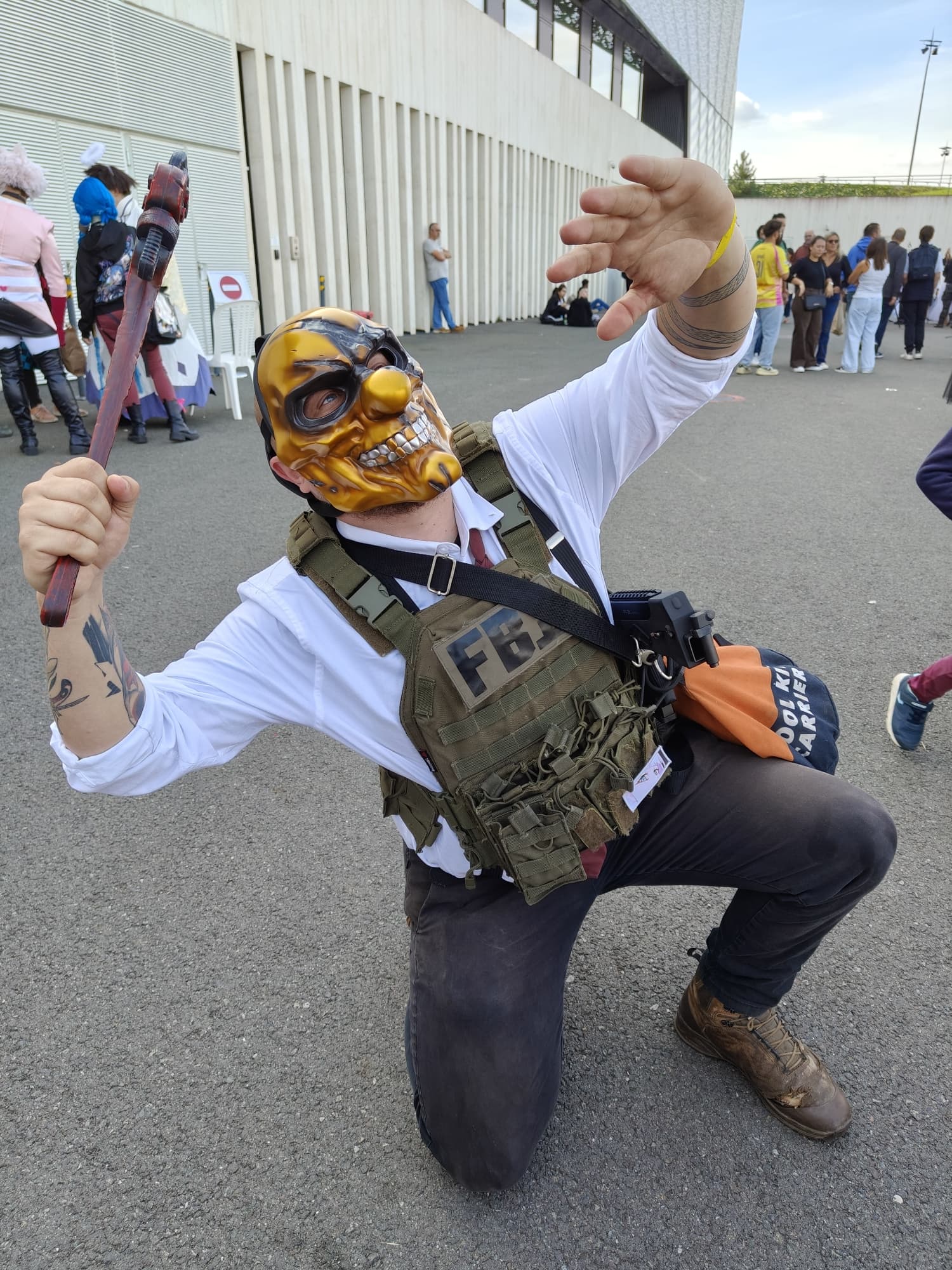 Wolf (golden mask) - Photo 25