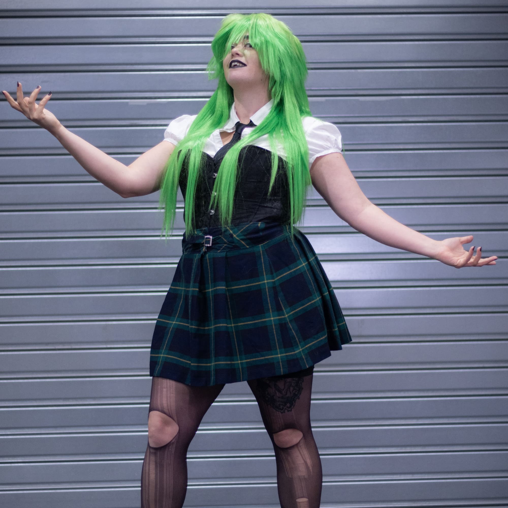 Beetlejuice - Beetlejuice cosplay photoshoot cover