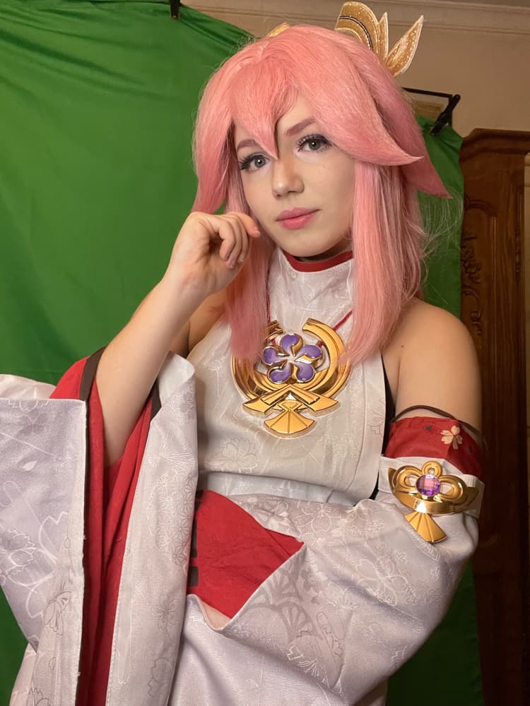 Yae Miko - Photo 1