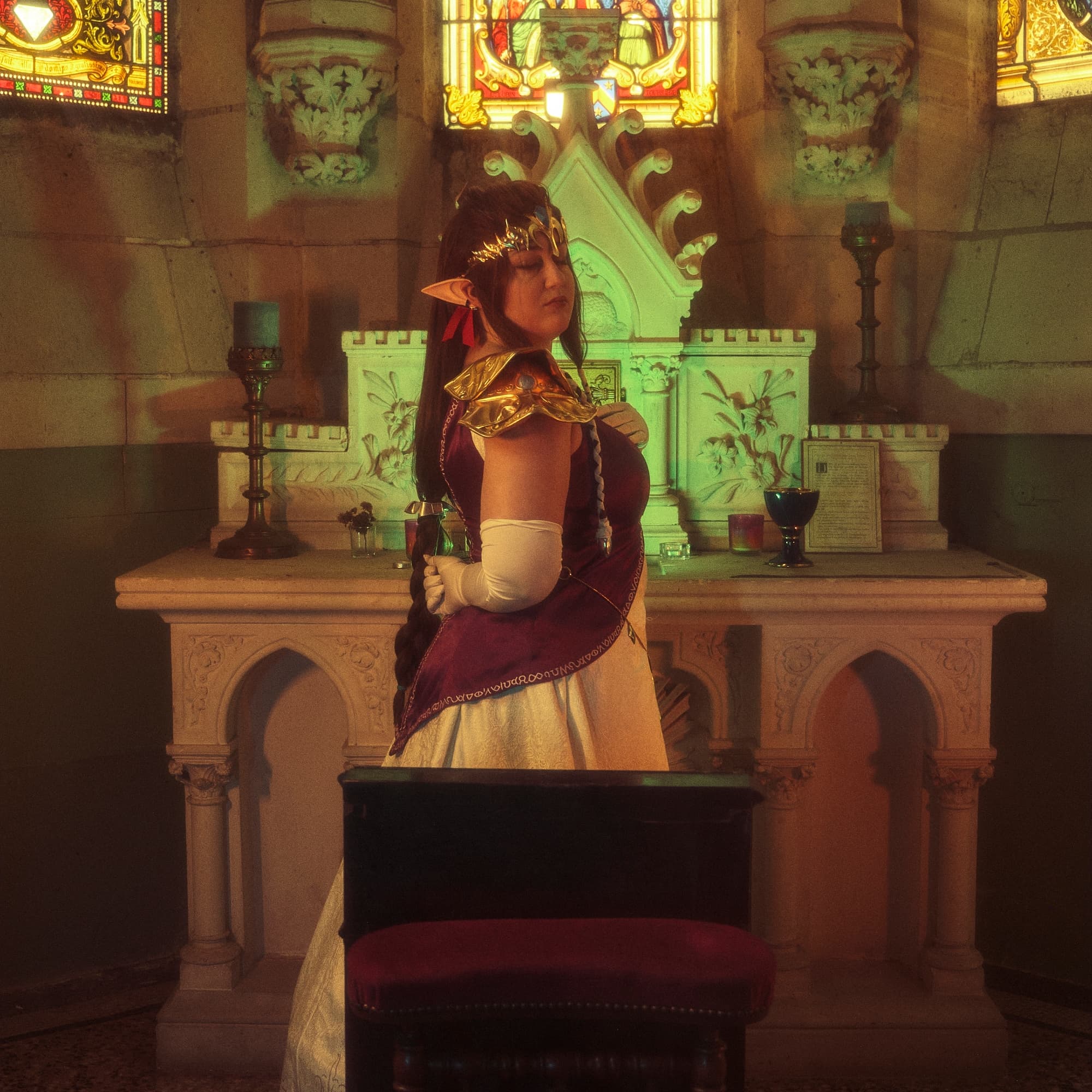 Objectif Tanière 1 - The Legend of Zelda cosplay photoshoot cover