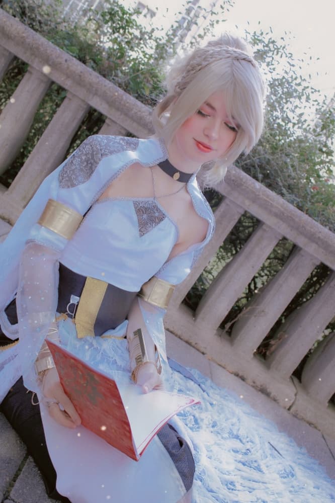 Lunafreya - Photo 2