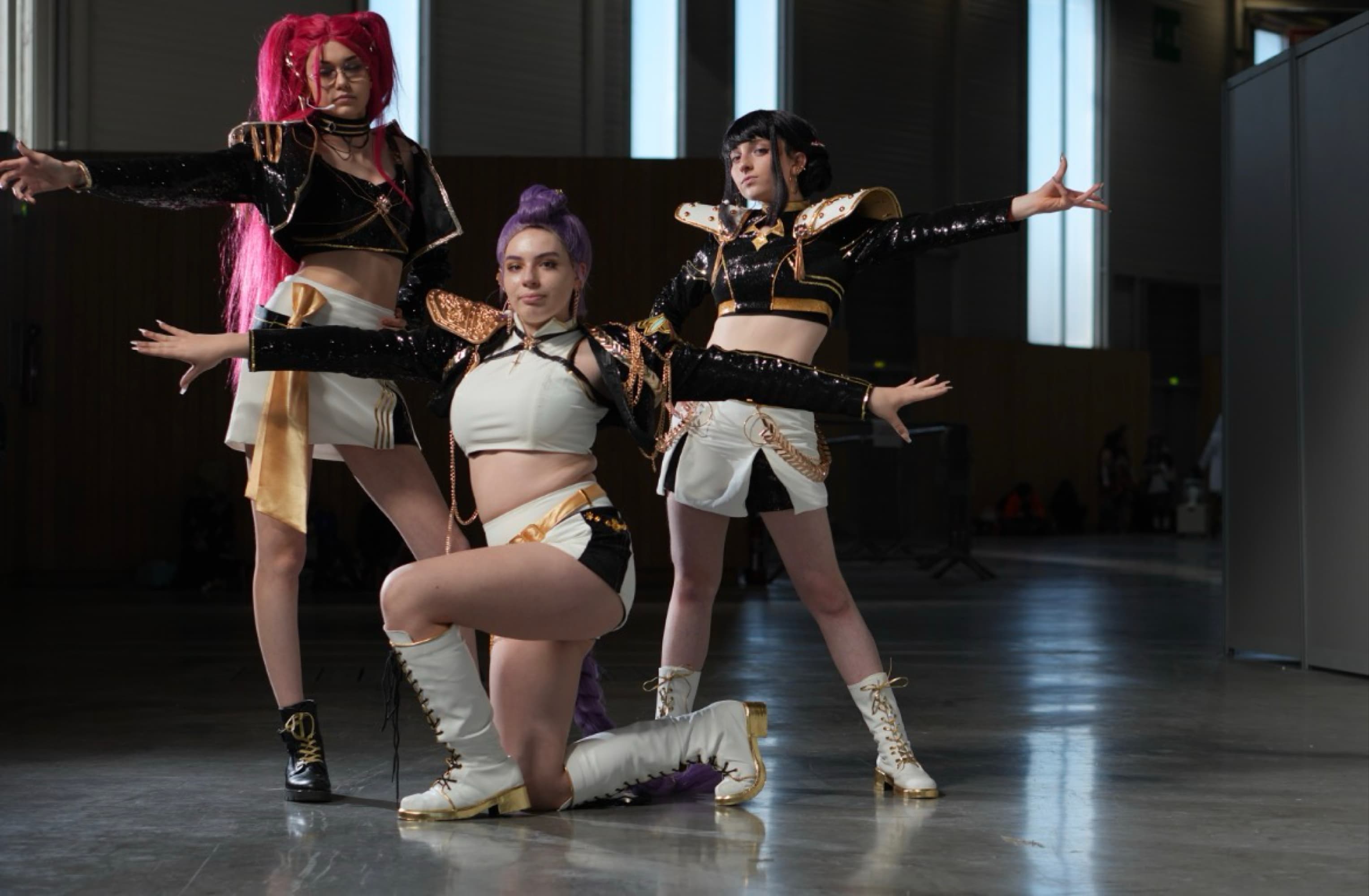 Zoey & Huntrix 