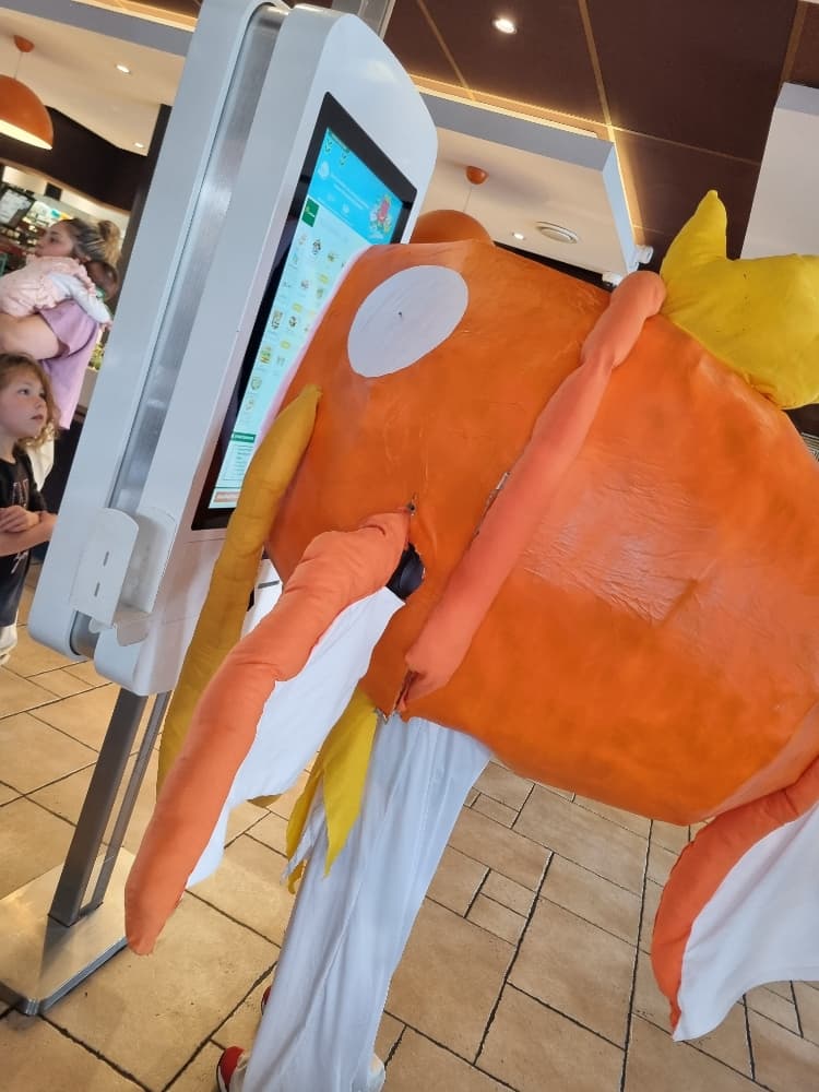 Magicarpe à Macdo - Photo 7