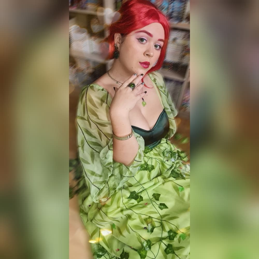 Poison Ivy - Photo 3