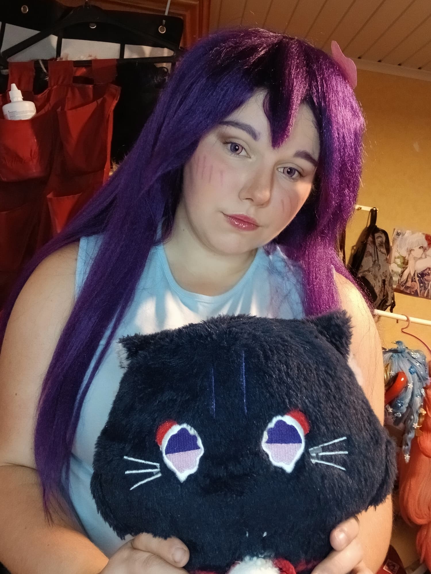 Aubrey at home  - Photo 25