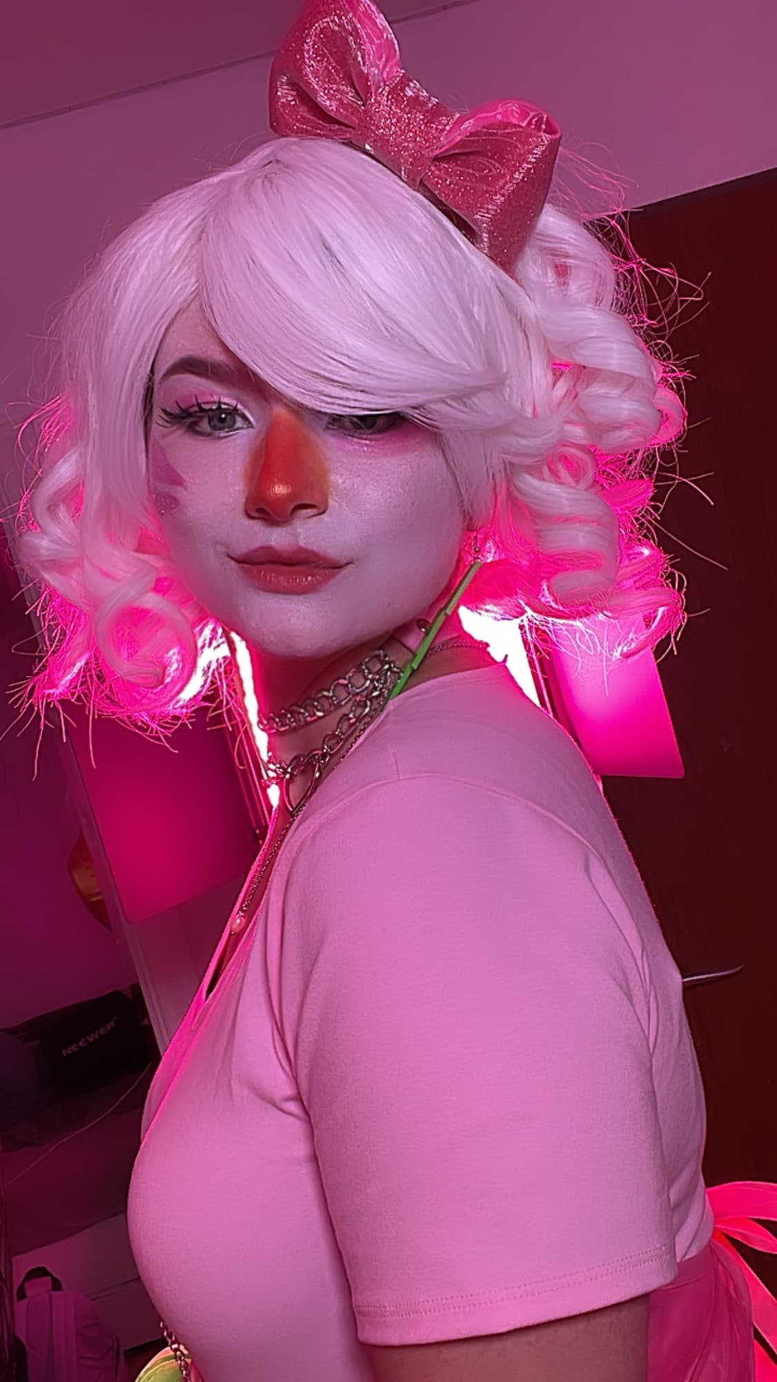 Glamrock Chica - Photo 2