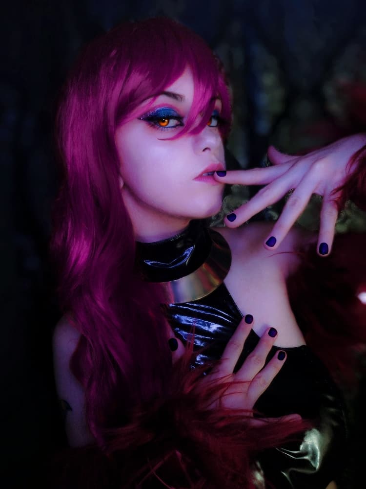 Evelynn - Photo 1