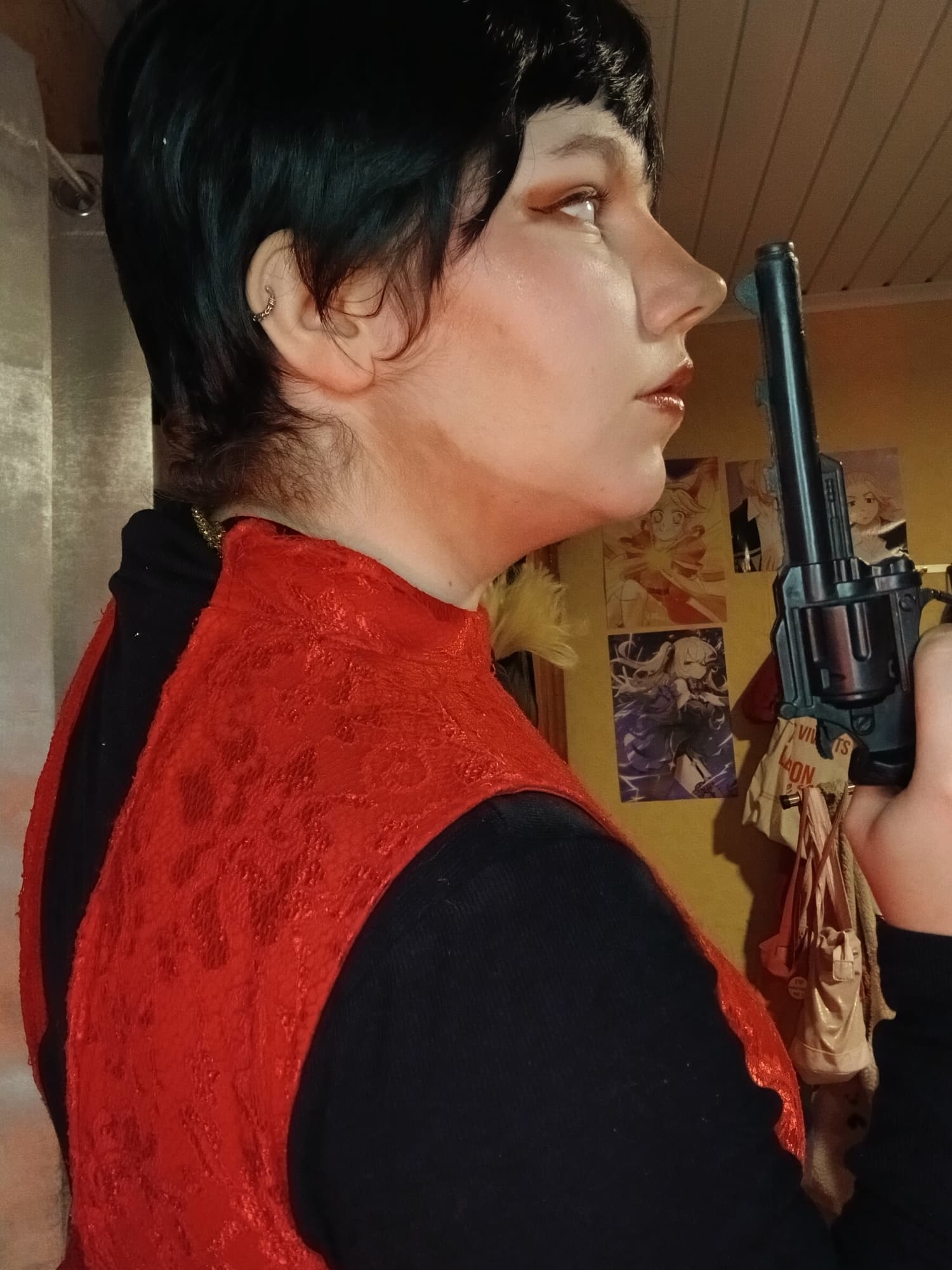 Ada wong at home - Photo 12