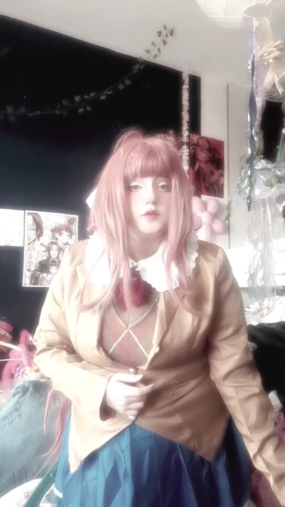 Monika - Photo 1