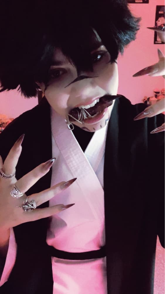 sukuna megumi  - Photo 1