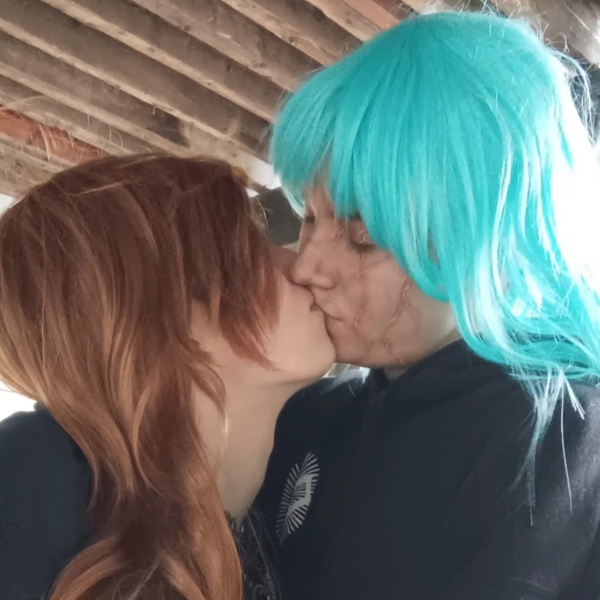 Ash x Sal - Sally Face cosplay photoshoot cover